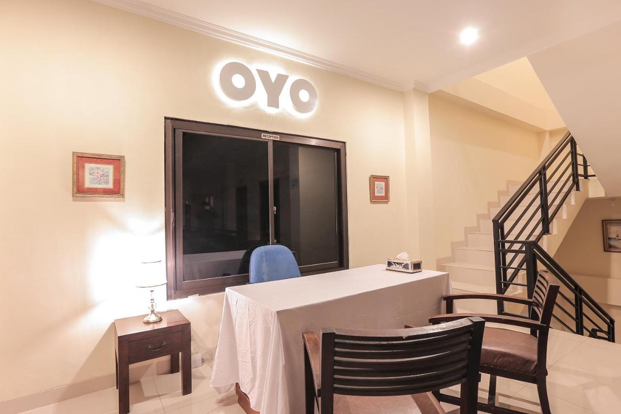 Hotel Oyo 133 Griya Ciaji Giacarta Esterno foto